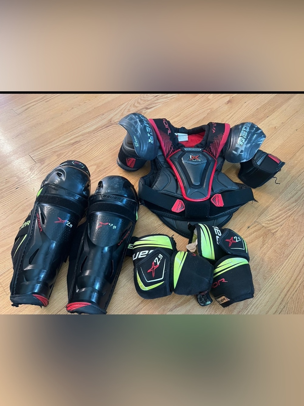 Bauer hockey chest protector, elbow pads shin pads